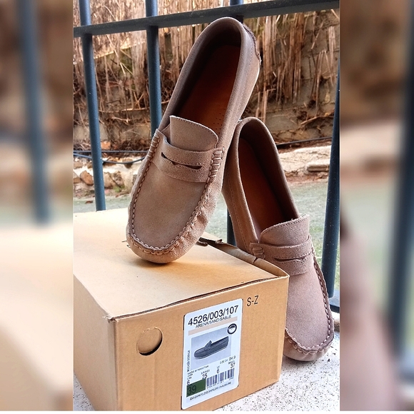 Zara Real Suede Loafers - Picture 3 of 15